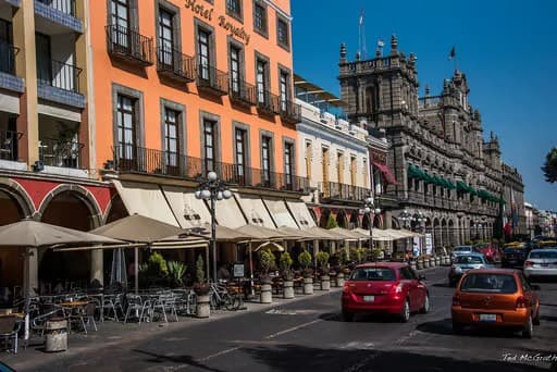 Pharmacies in Nuevo Progreso: What to Buy and What It Costs